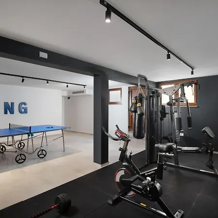 ヴィラ Malibu Royal - Luxury With Pool & ヴィル