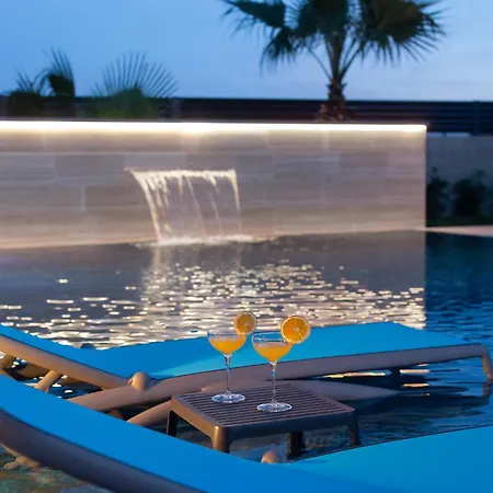 Malibu Royal - Luxury With Pool & * Вир