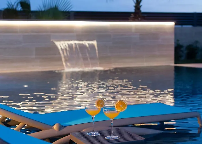 Malibu Royal - Luxury With Pool & * Vir