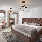 Malibu Royal - Luxury With Pool & *
