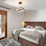 Malibu Royal - Luxury With Pool &