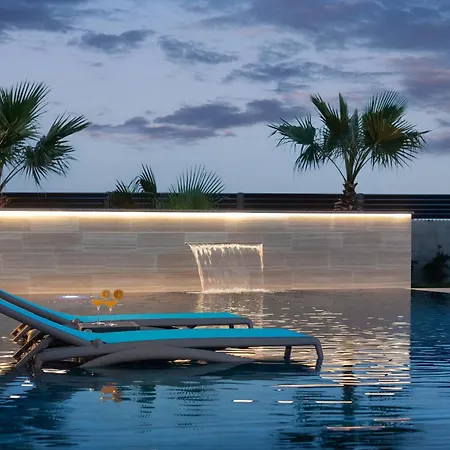 Malibu Royal - Luxury With Pool & Villa Vir