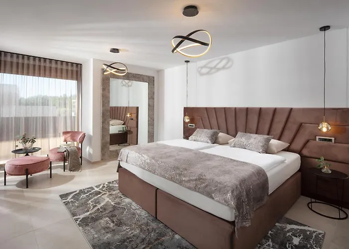 Malibu Royal - Luxury With Pool & *